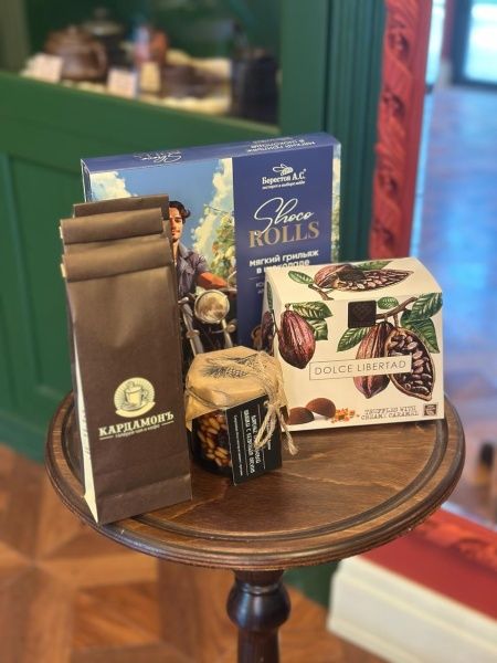 Подарочный набор "Радостный день" 3215р.